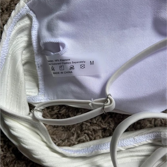 SHEIN White Ribbed Triangle Bikini Set - Picture 4 of 4